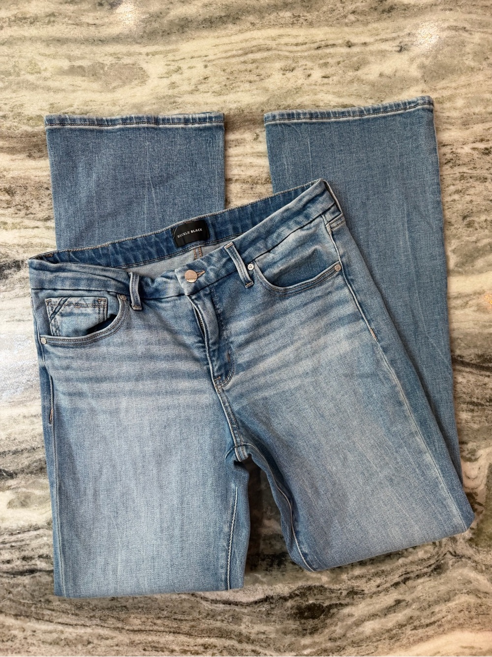 Women’s Buckle Black Bootcut Jeans in Light Blue 32x34